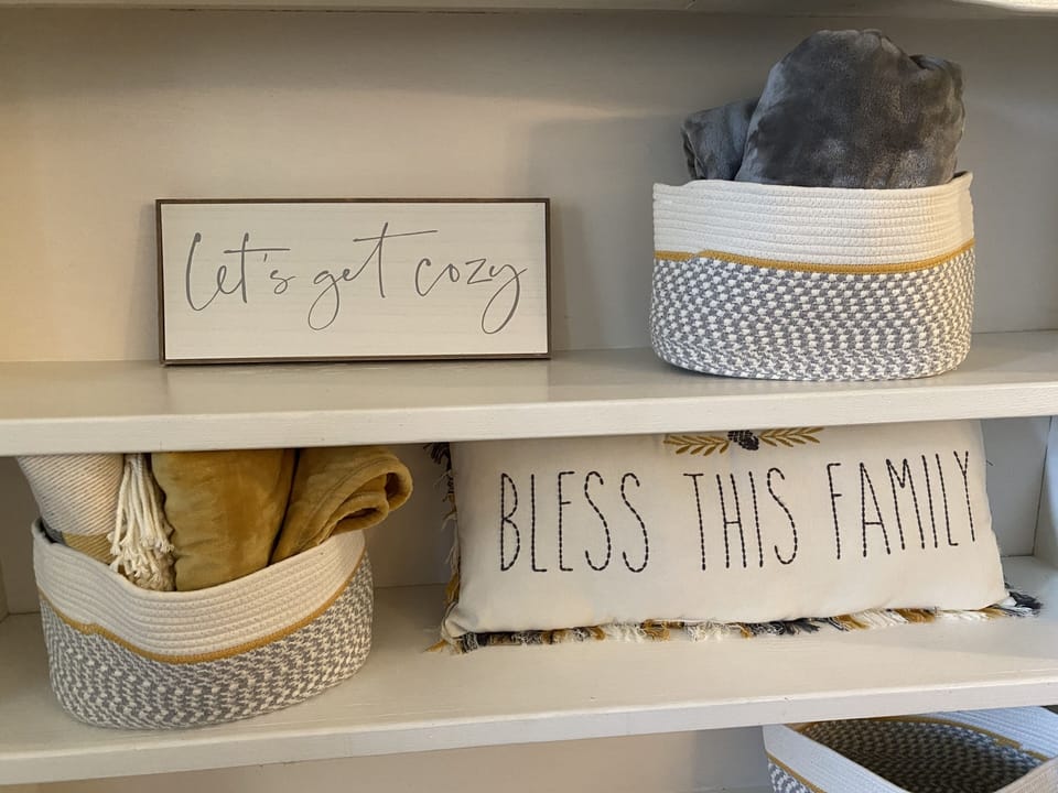 Blankets to stay cozy.