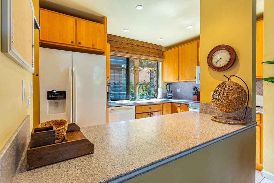 Open counter space 
