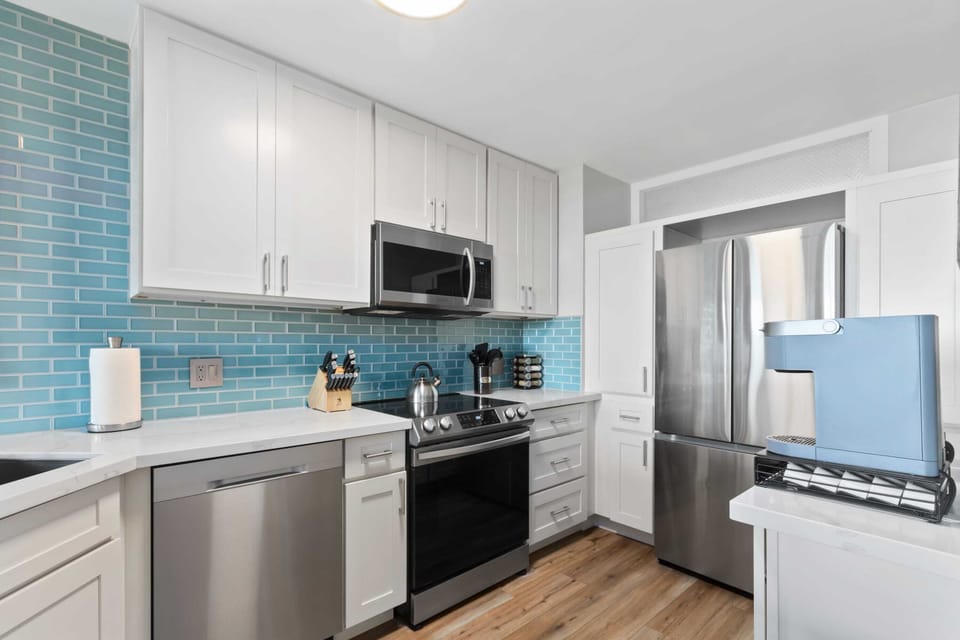 Modern kitchen with everything to make a gourmet meal