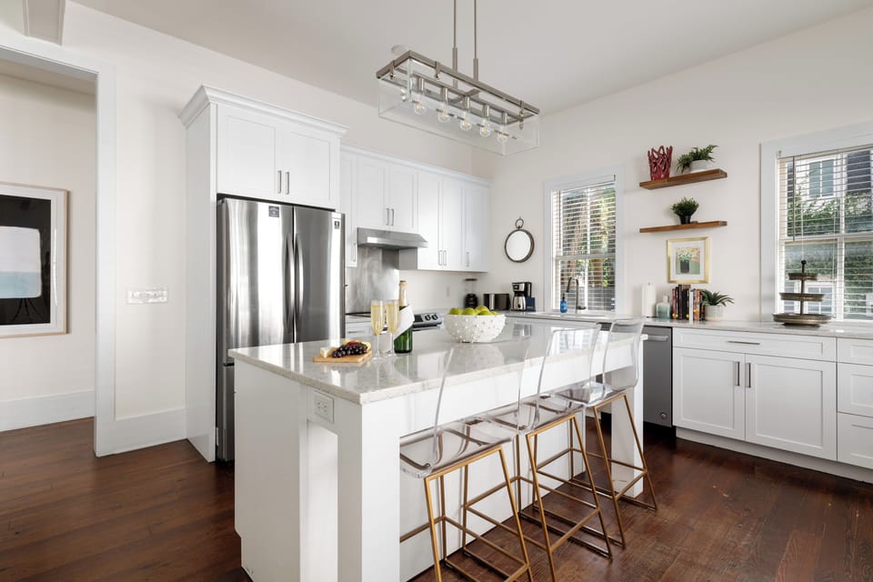 Luxurious Escape in Downtown Charleston | Apollo