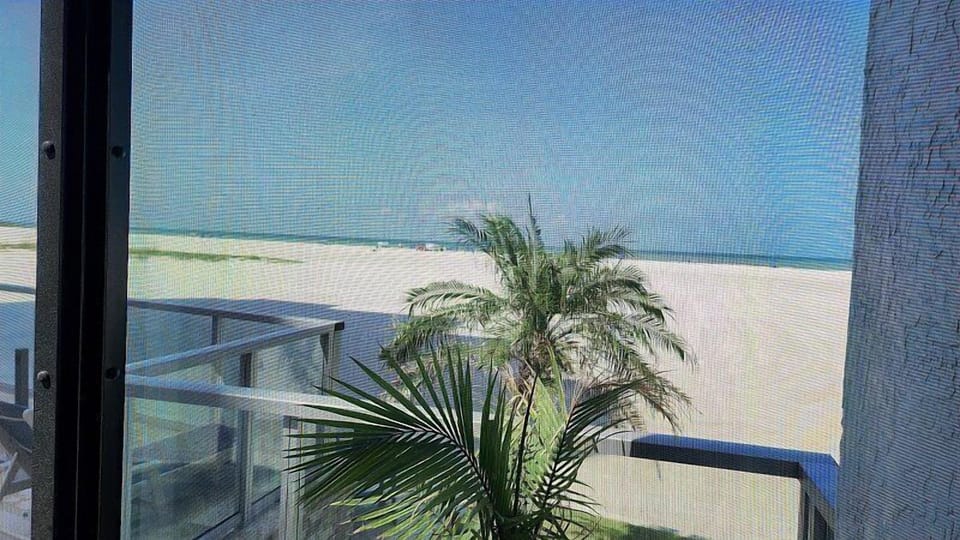 Master Bedroom Lanai View