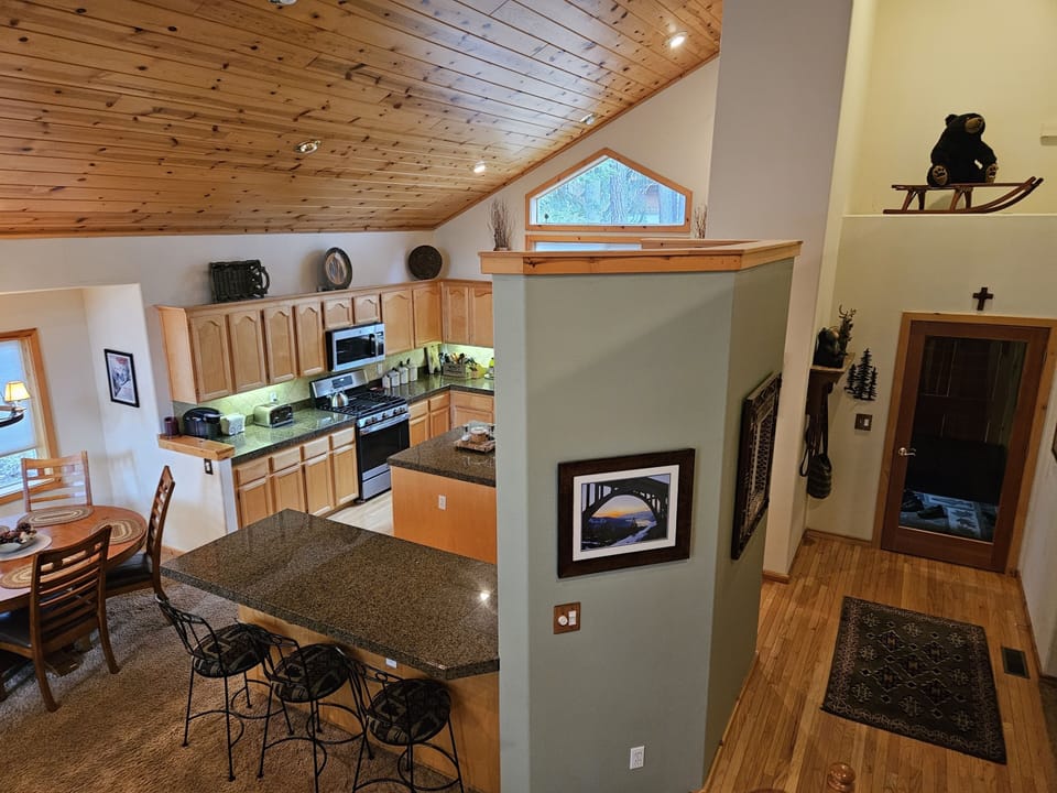 Counter accommodates 3.