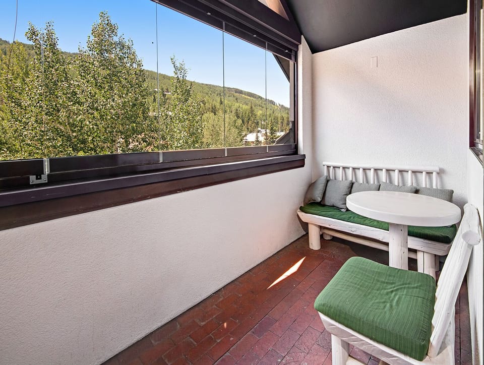 Balcony w/ Vail Mountain Views