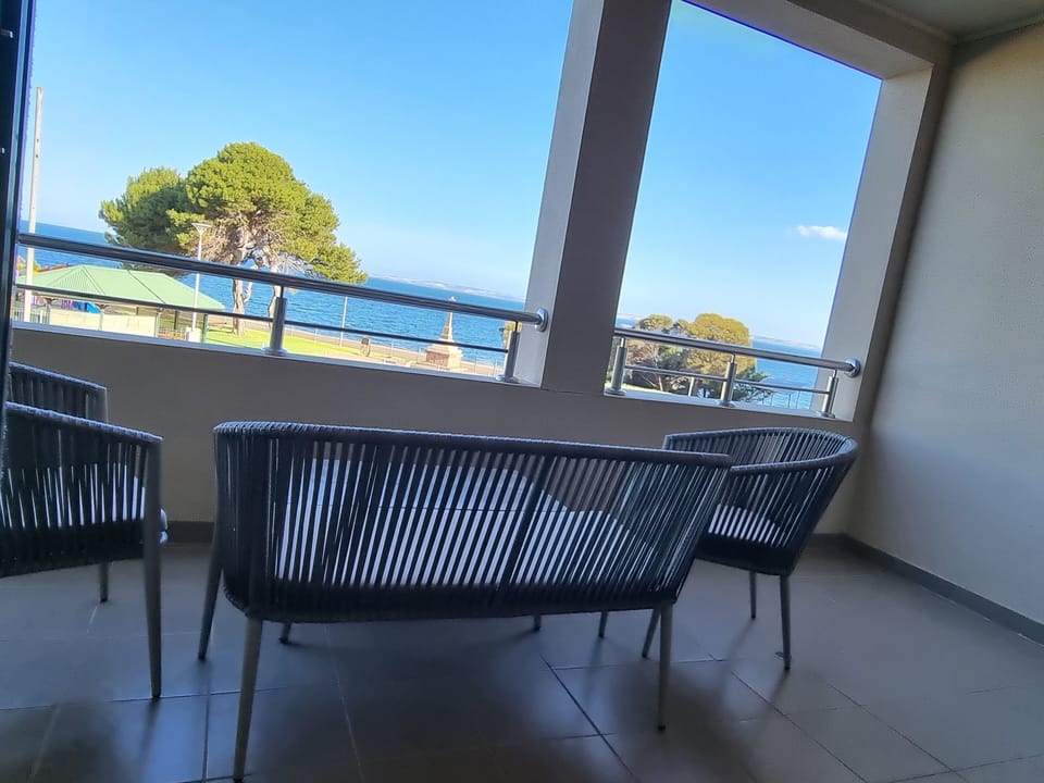 Mid-level balcony