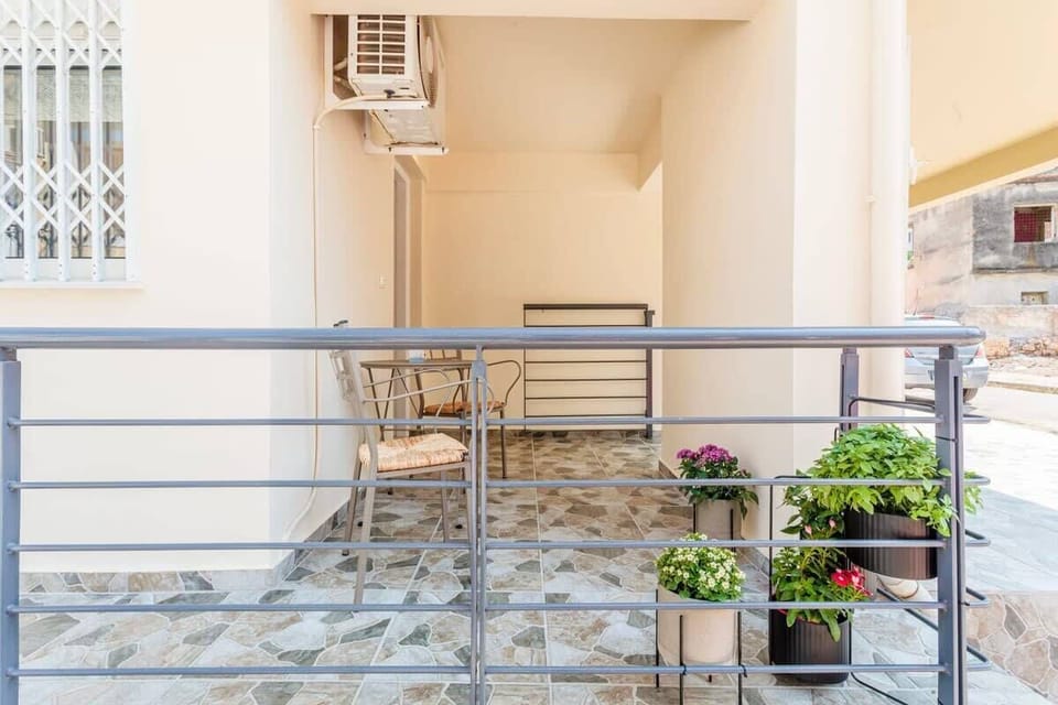 Veranda of the property