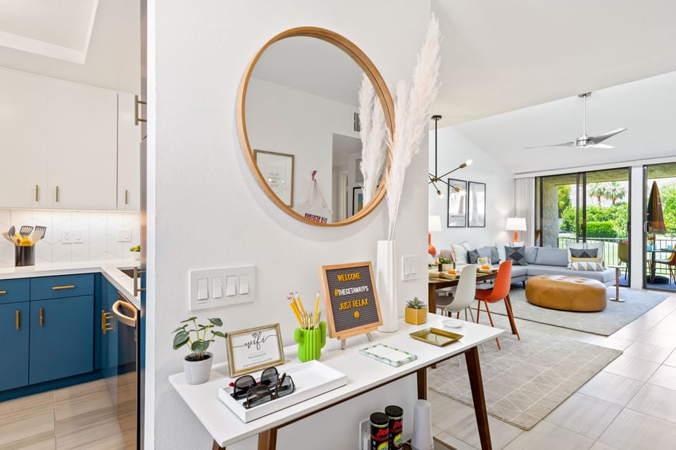 The front entry way has a handy table to set your sunglasses and keys.
