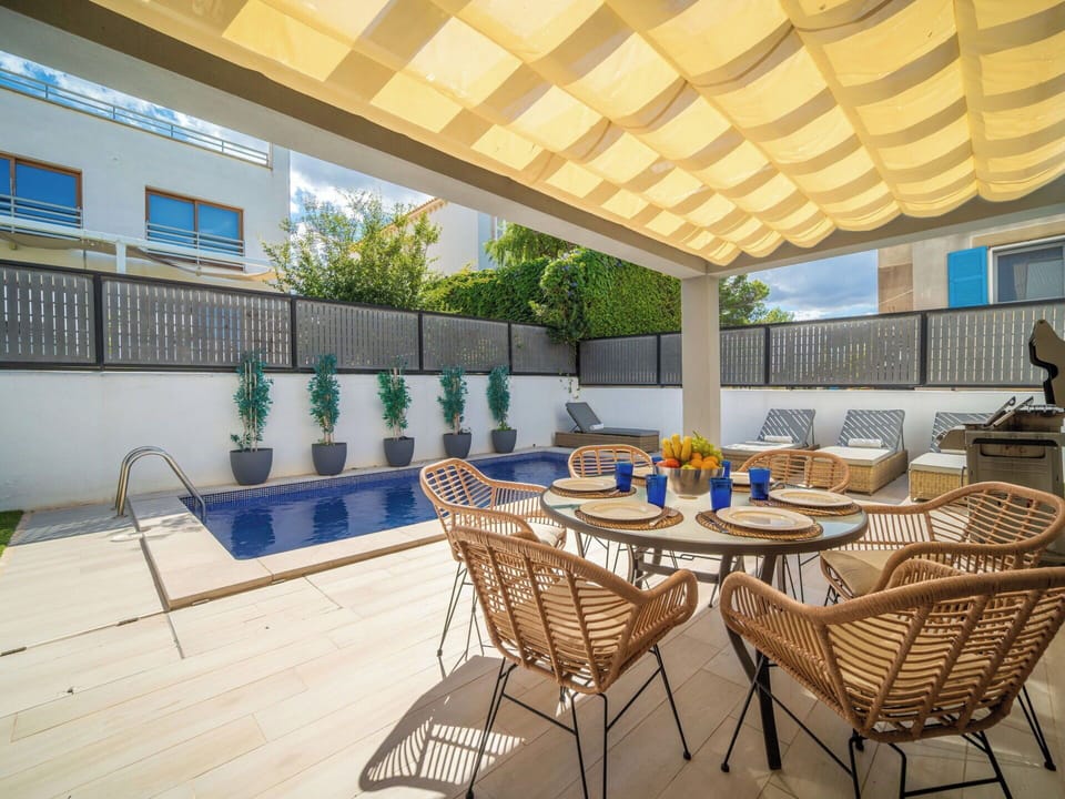 Outdoor Furniture, Shade, Swimming Pool, Eco Hotel, Patio, Resort, Chair, Outdoor Structure, Design, Backyard
