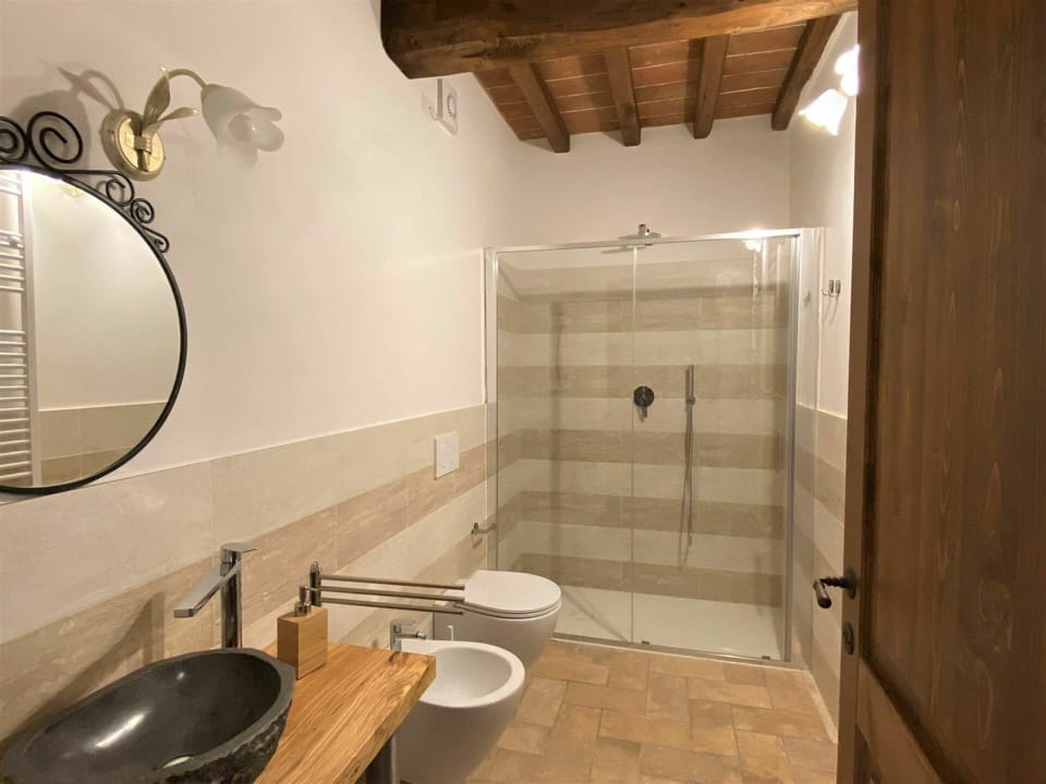 Property, Sink, Plumbing Fixture, Tap, Bathroom Sink, Wood, Interior Design, Building, Architecture, Floor