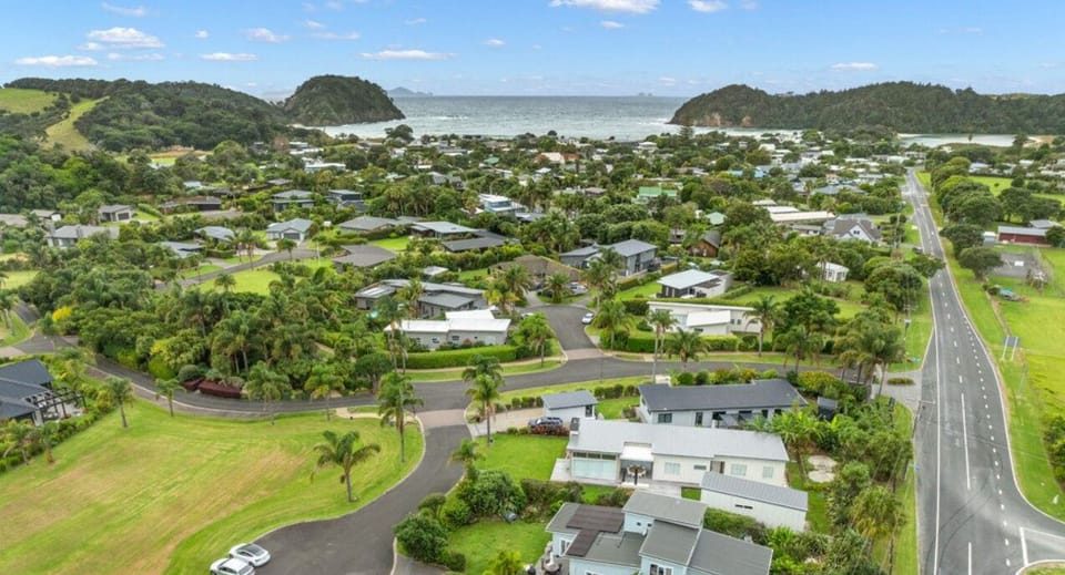 Looking toward the beach from Matapouri Park 