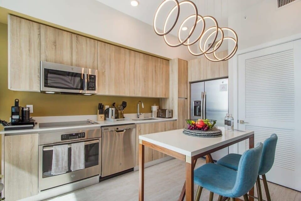 Kitchen / Dining