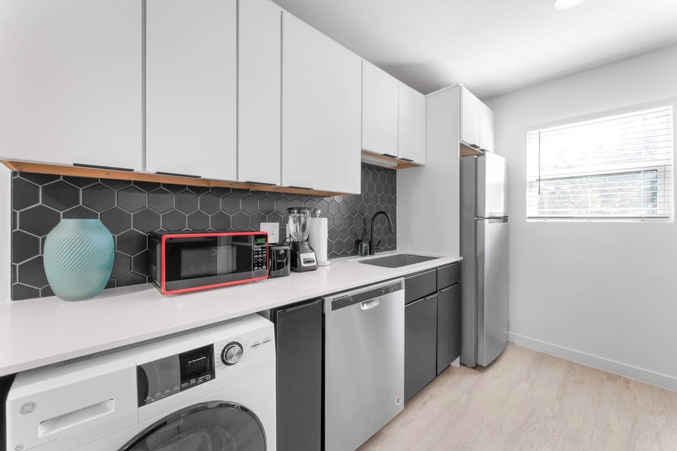 Kitchen and laundry machine