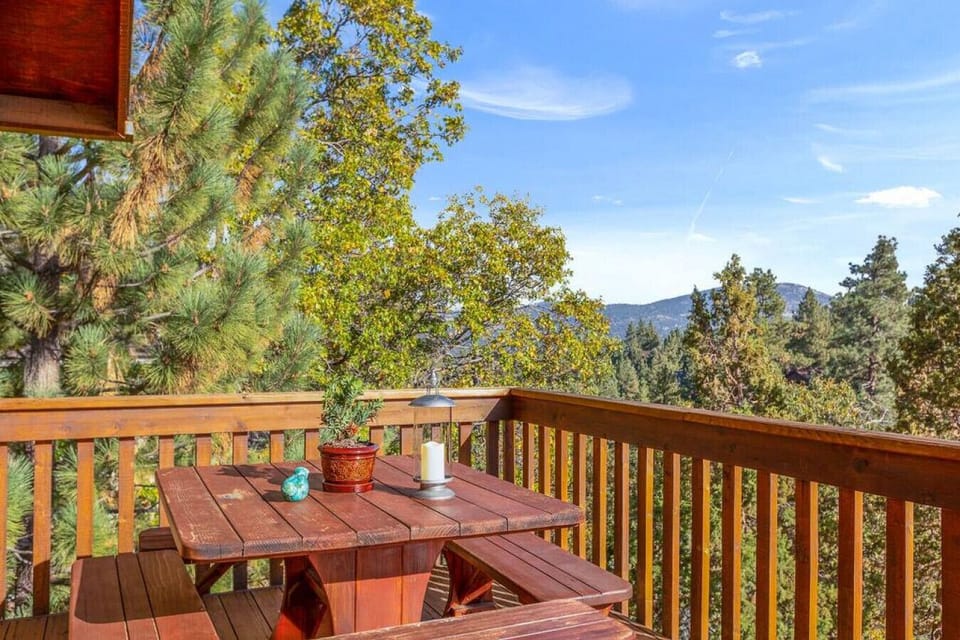 A great place to see wildlife and enjoy a meal or just watch the sunset.