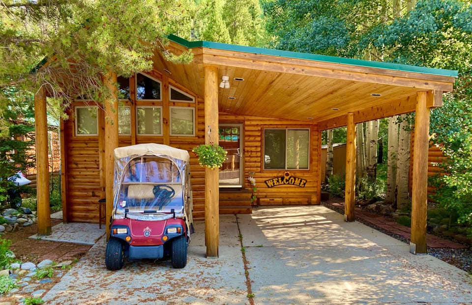 Exterior front with golf cart (summer only)