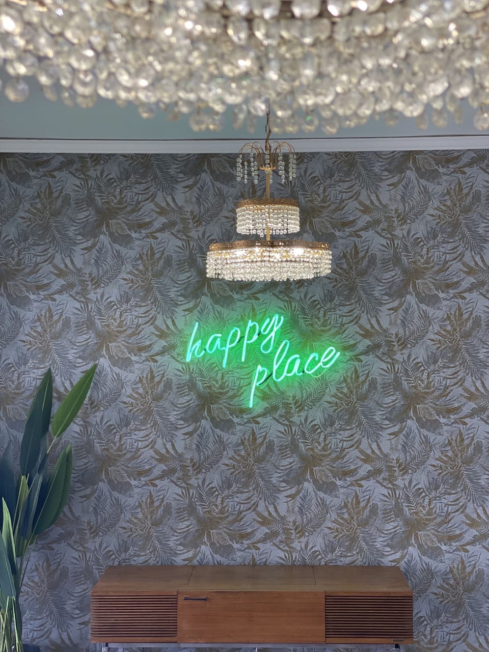 Happy place logo