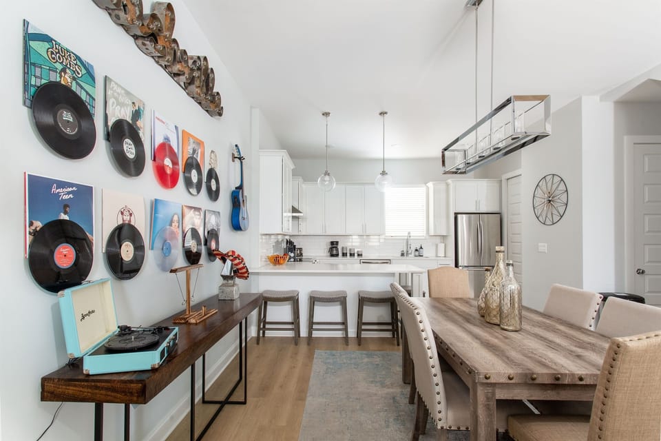 Second floor entertainment space, dining seating for 10!