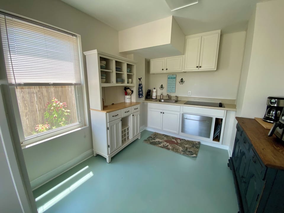Kitchenette