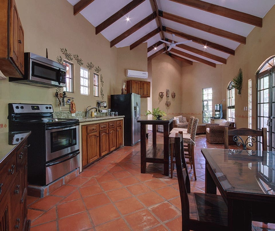 Full furnished villas with air conditioning