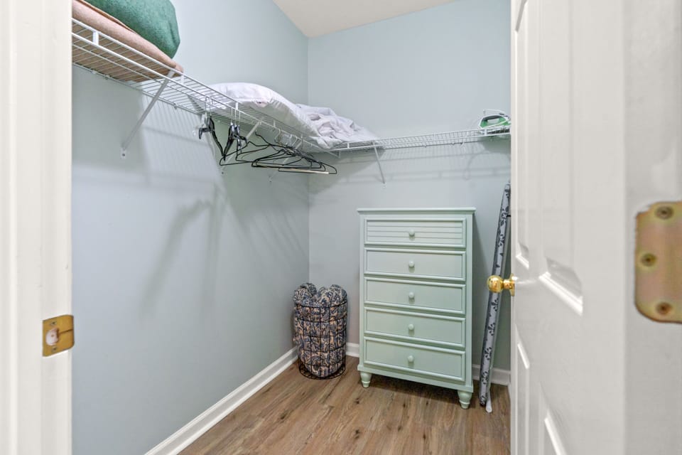 Plenty of storage space for all of your belongings.