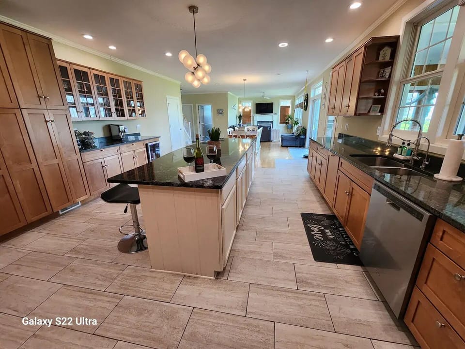 Gourmet Kitchen 