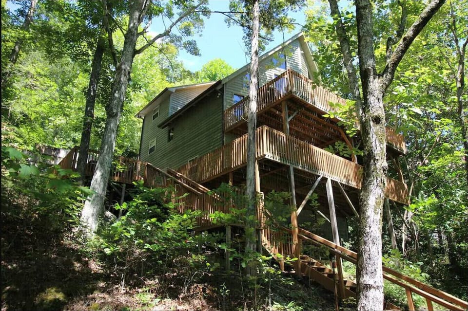 Two full width levels of decking overlook the cove behind Flat Hollow Marina