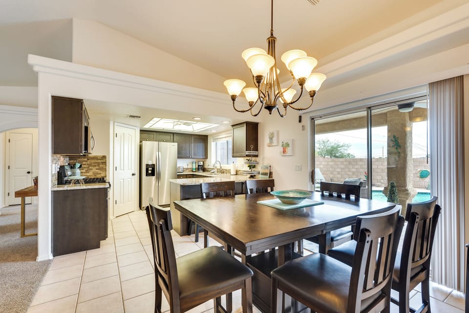 Dining Area | Dishware & Flatware