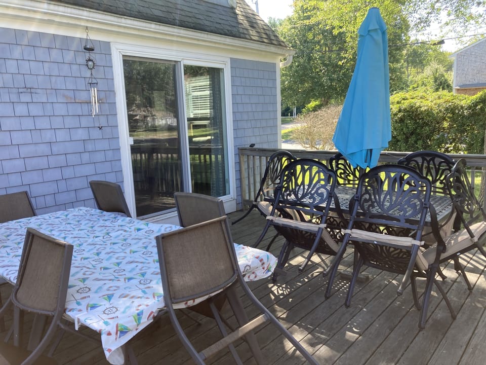 
Deck with seating for 12