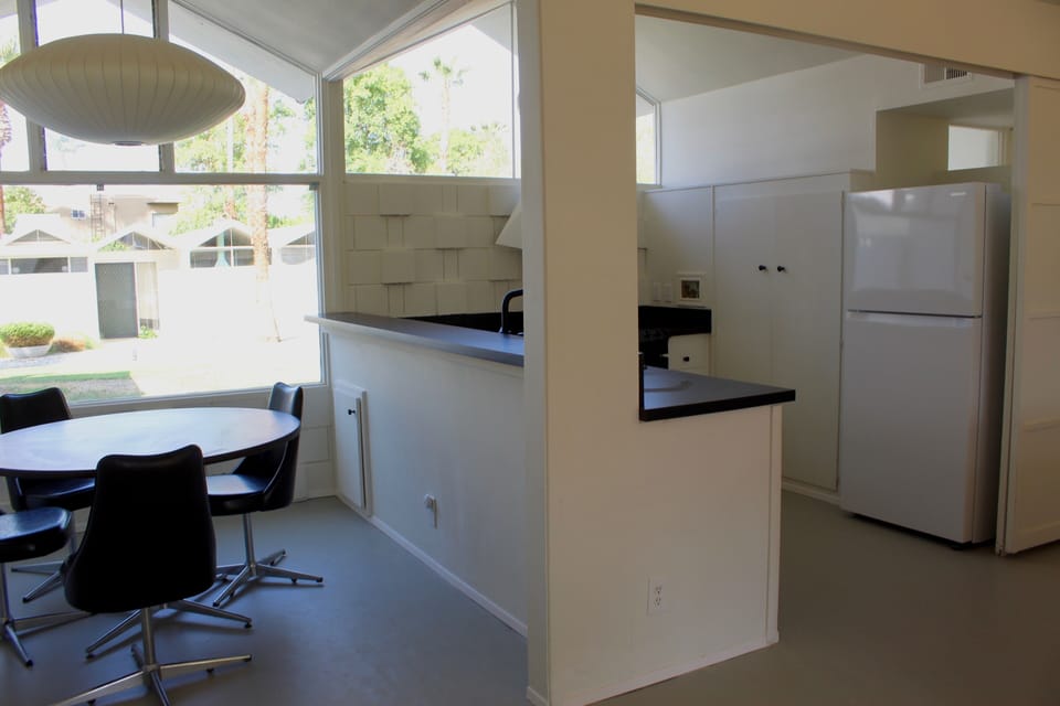 Dining/ Kitchen