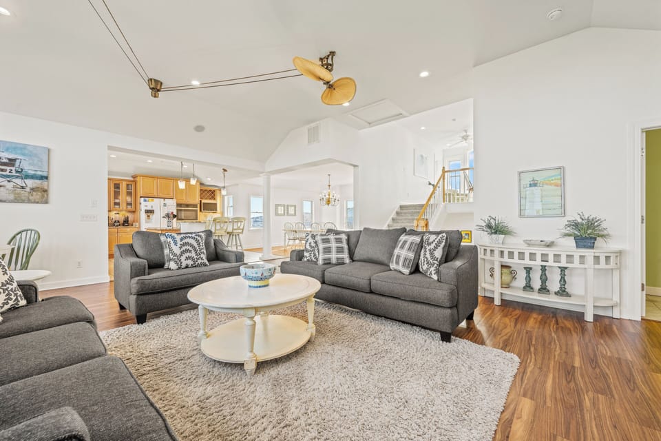 Living Area - Top Level