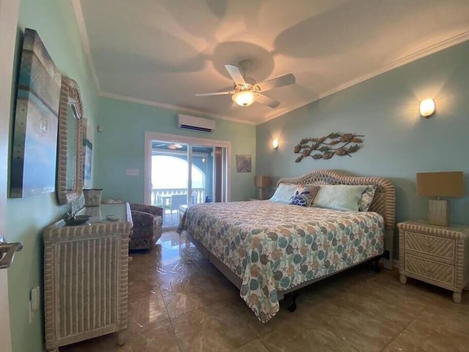 primary bedroom with King bed