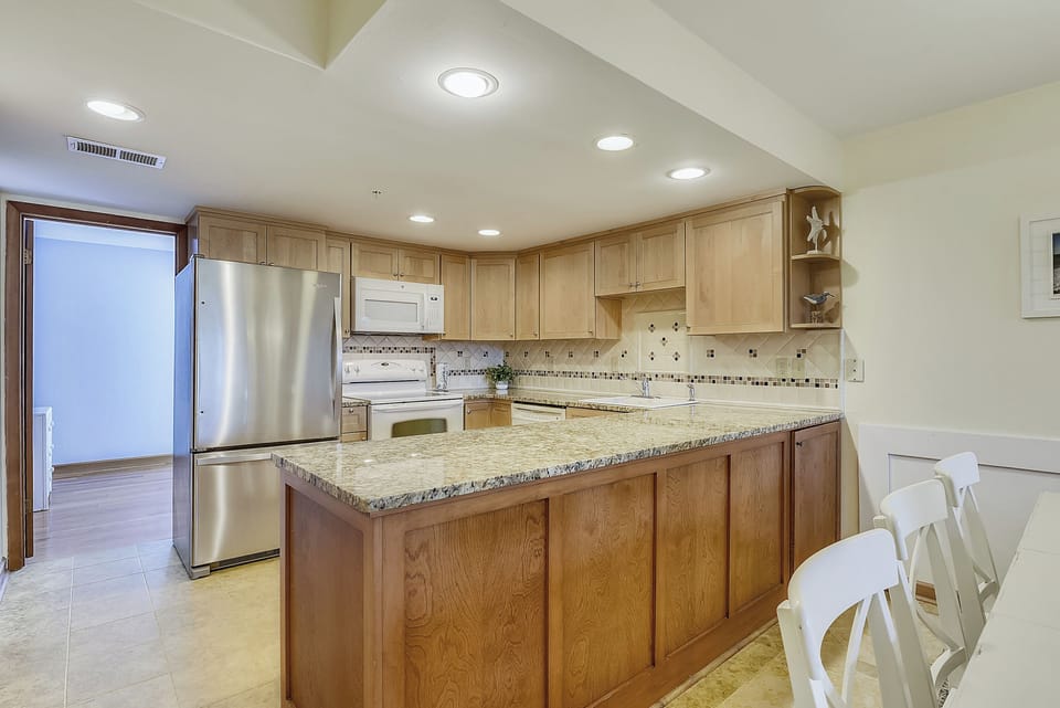 Main Level,Kitchen,