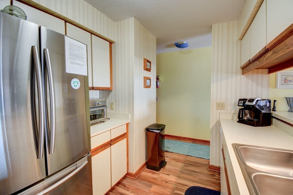 Kitchen 2