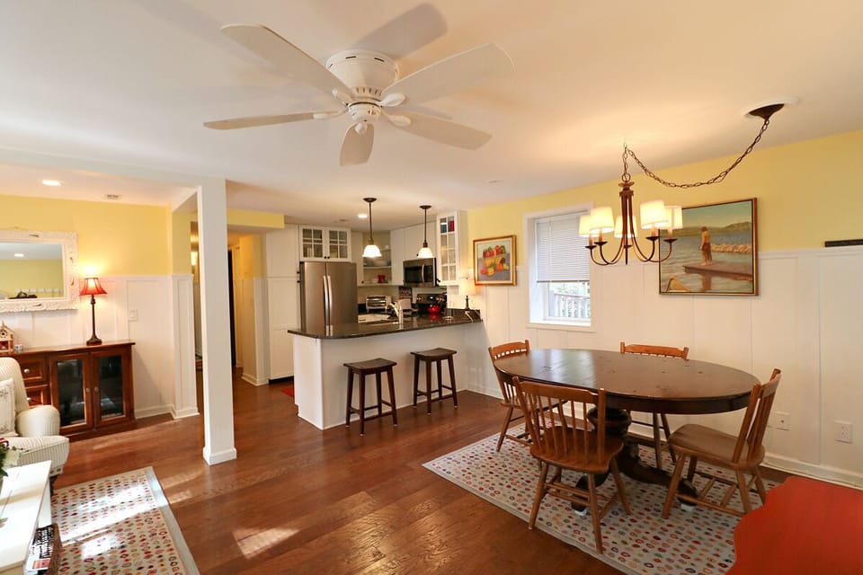Dining Room Area