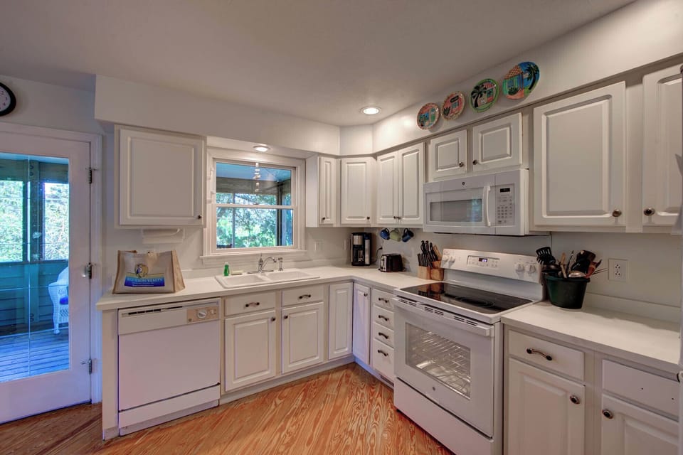 Kitchen (2)