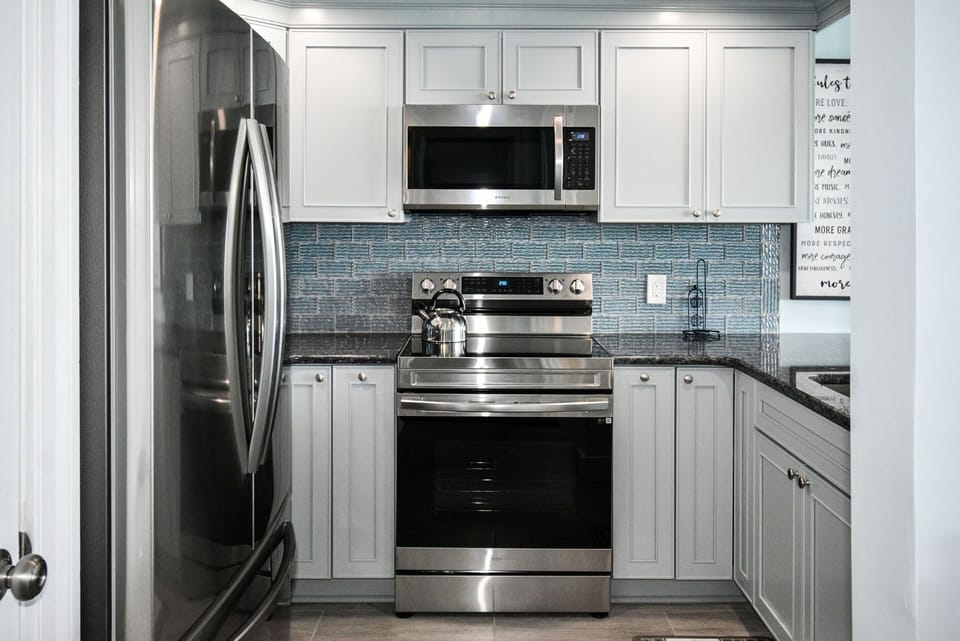 One Ocean Place 1202