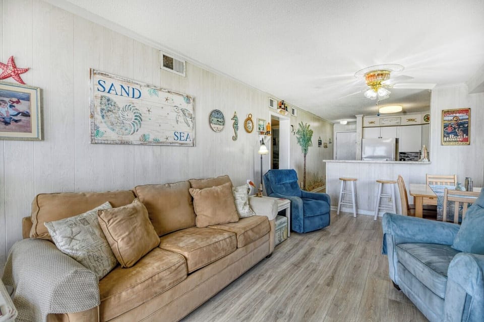 Beach House 109