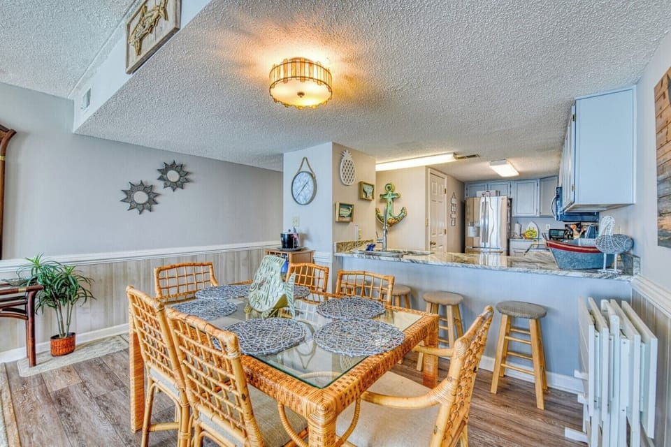 Horizon East Penthouse C
