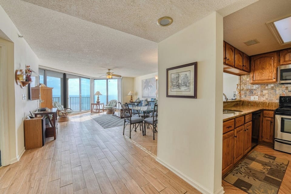 One Ocean Place 804