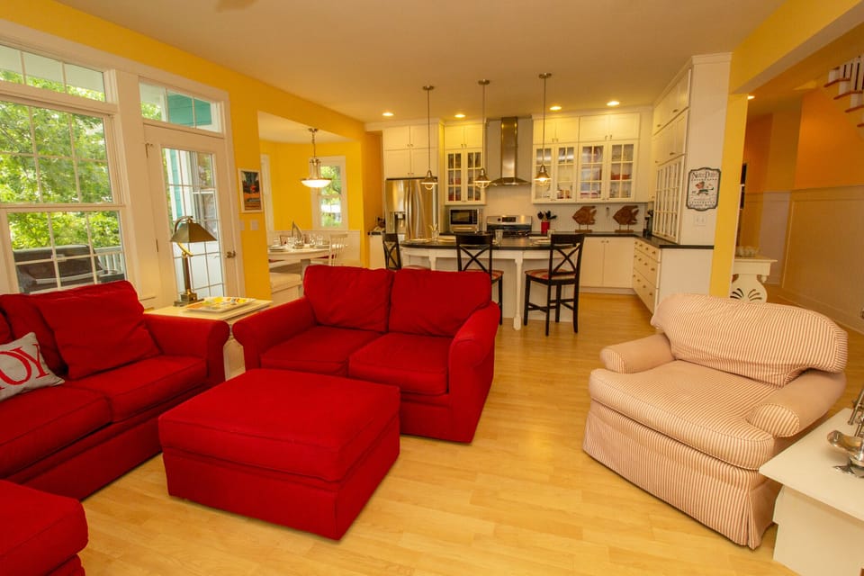 Main Level | Living Room