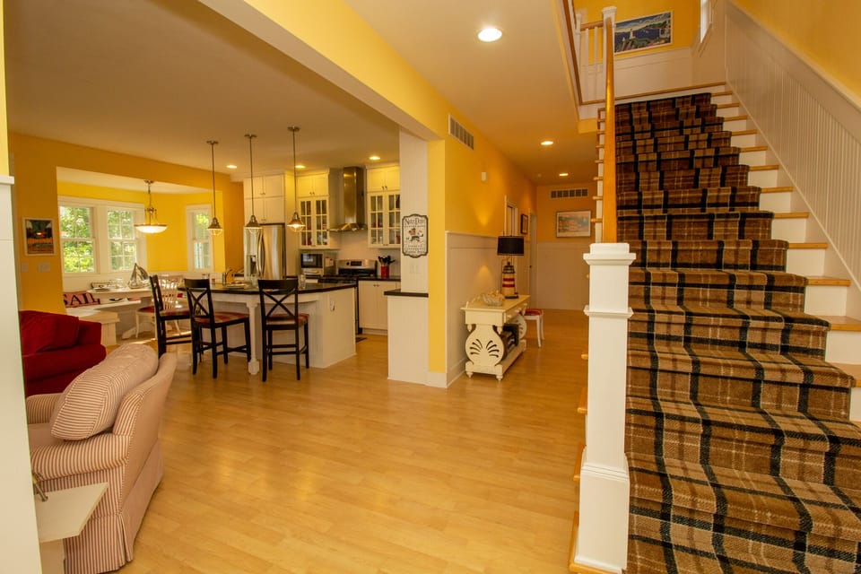 Main Level | Living Room