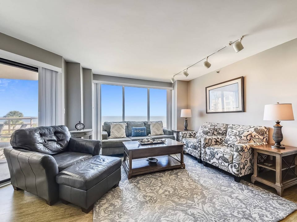 Living Room with Direct Ocean Views at 3333 Villamare