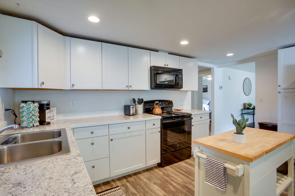 Kitchen | Fully Equipped