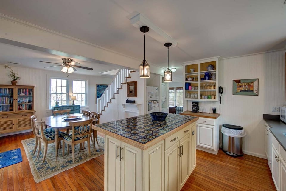Kitchen - Island