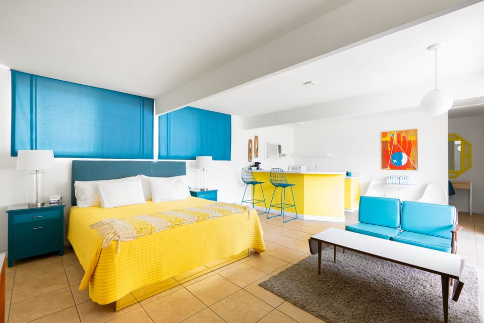 Suite 5 is mid-century Palm Springs perfection.
