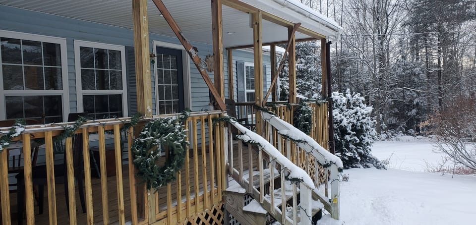 Handrail, Banister, Railing, Porch, Outdoors