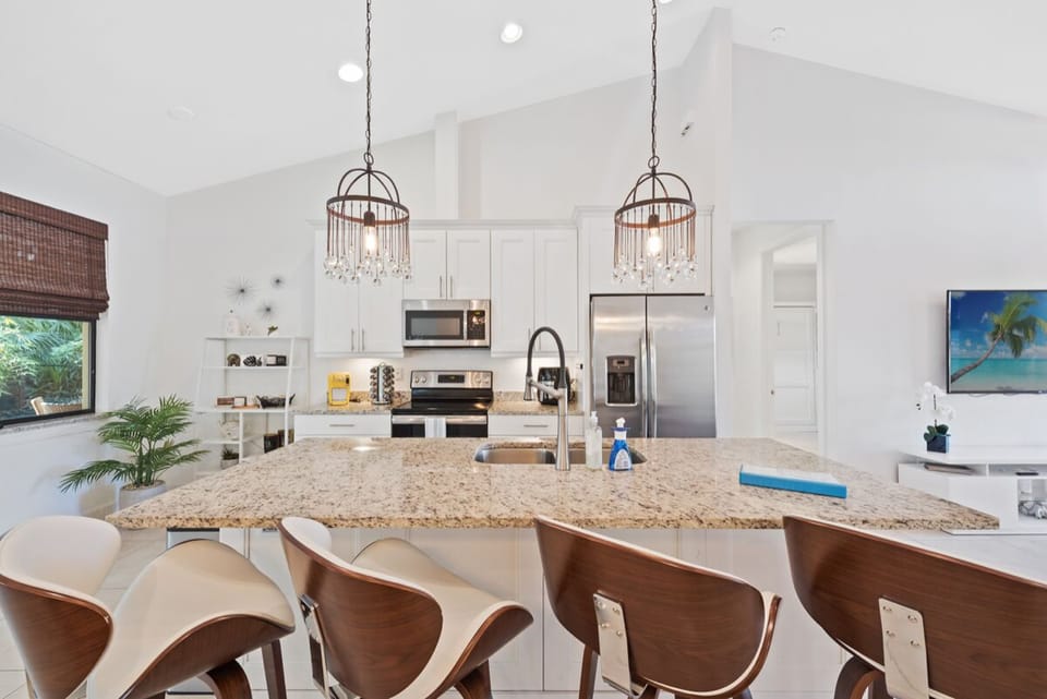 Fully stocked kitchen
