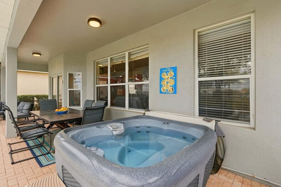 Freestanding covered hot tub