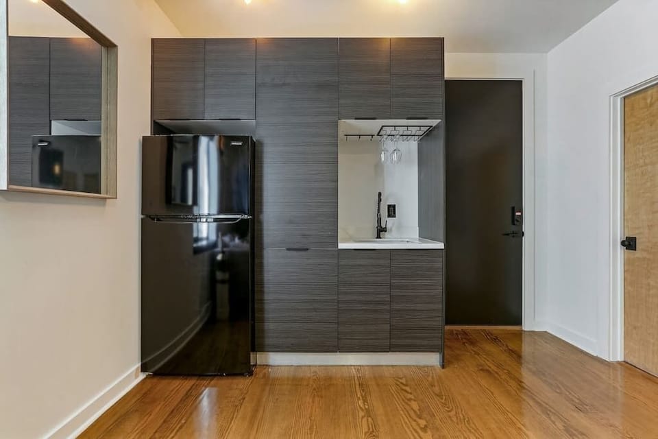 kitchenette
