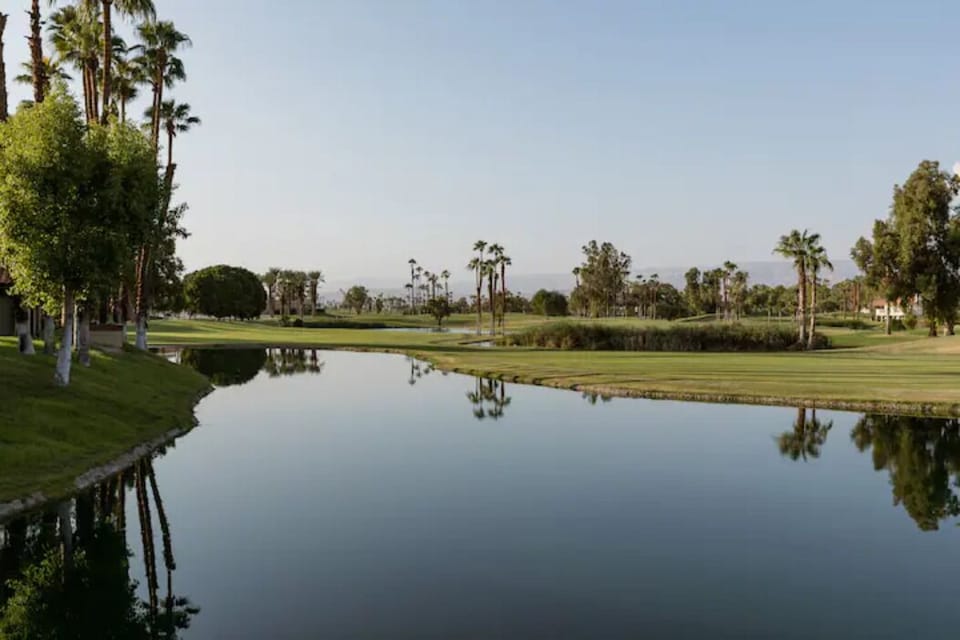 Sunrise lake views on Desert Falls Country Club Golf Course