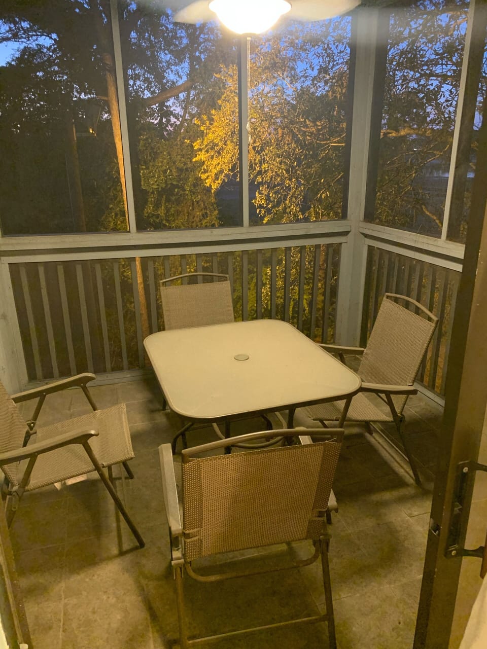 Outdoor dining