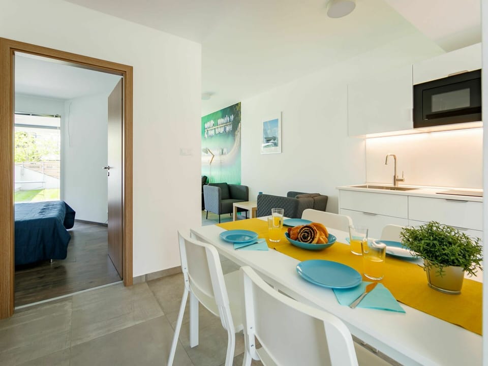 Table, Furniture, Property, Wood, Interior Design, Building, Flooring, Floor, Chair, Paint
